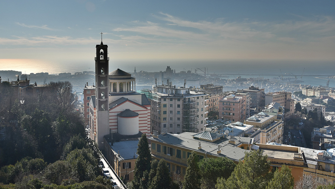 Blick über Genua von unserer Dachterrasse

Kamera: Nikon D5500, Nikkor 18-200mm, HDR-HIGH2 getestet