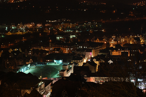 Blick über Marburg

Nikon D40, Nikkor 50 f1,4 AF-S