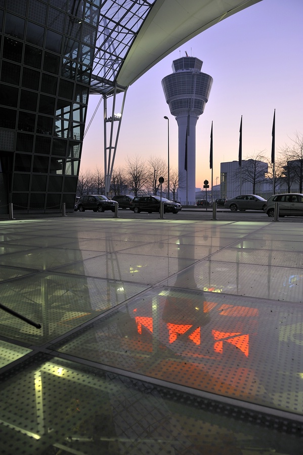 Blick auf den Tower vom MAC aus