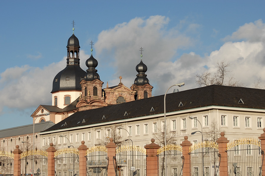 Blick zur Kirche