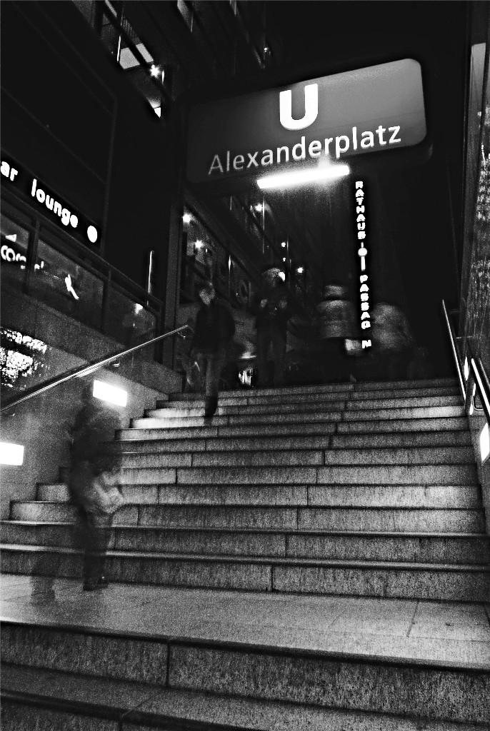 Bln Nacht 0018 121019 SW 1024