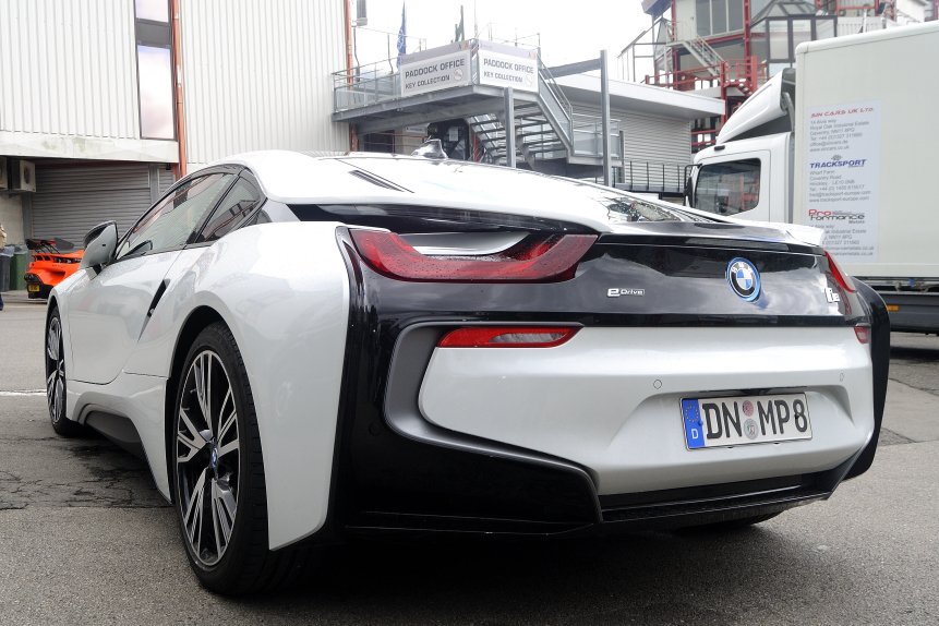 BMW i8 eDrive 2