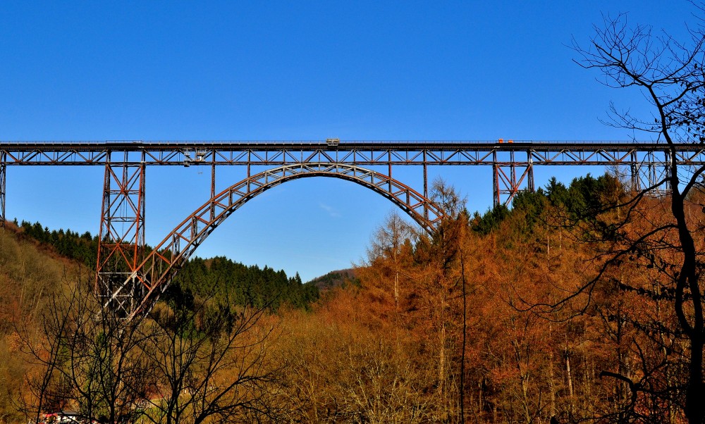 Brücke Mü von hinten