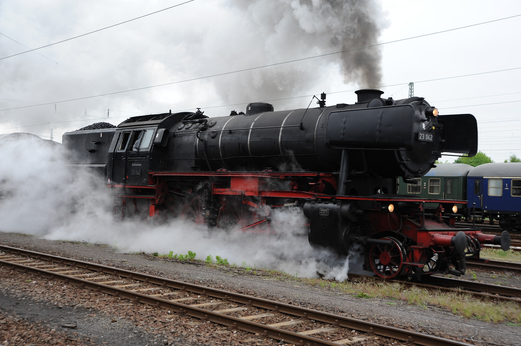 BR 23 042