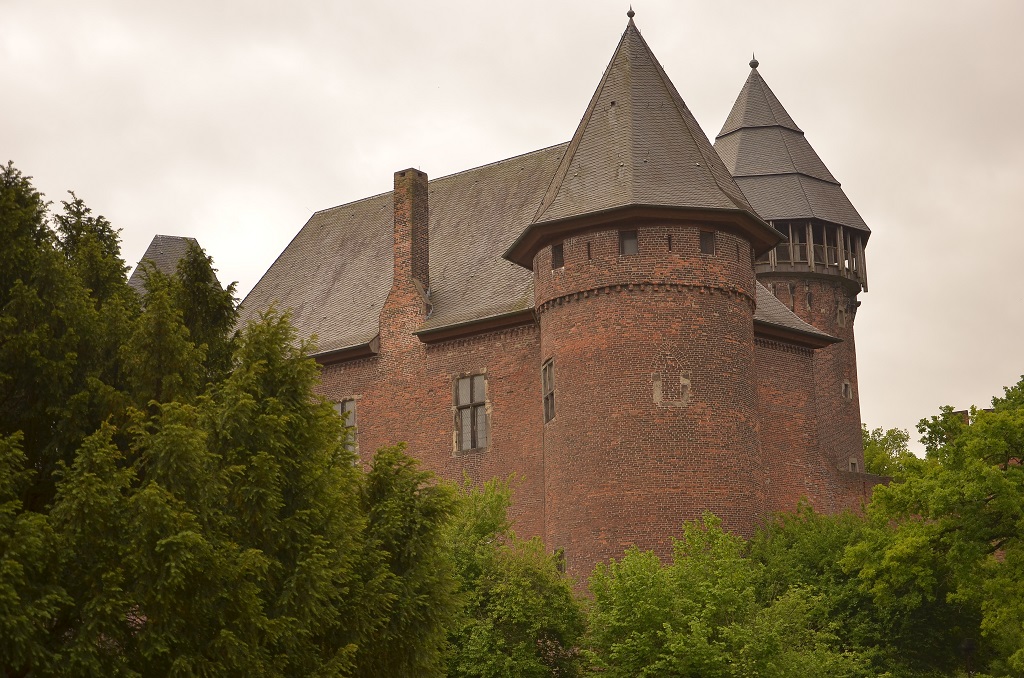 Burg Linn (1)