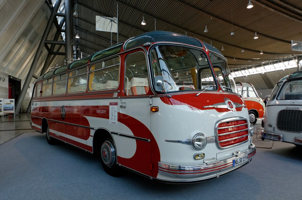 Bus