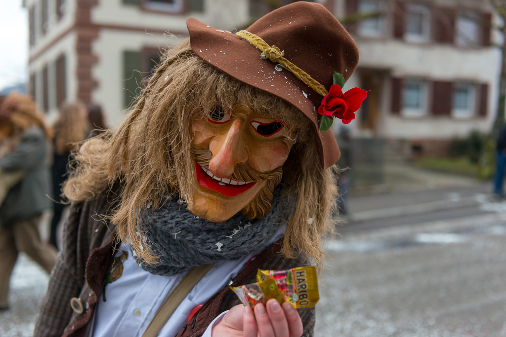 Buurefasend Hauingen 127122. Februar 2015

Das wäre dein Preis gewesen! ;)