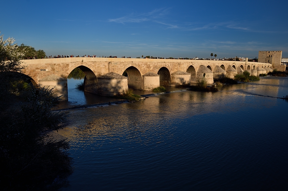 Córdoba, Puente Romano über den Guadalquivir