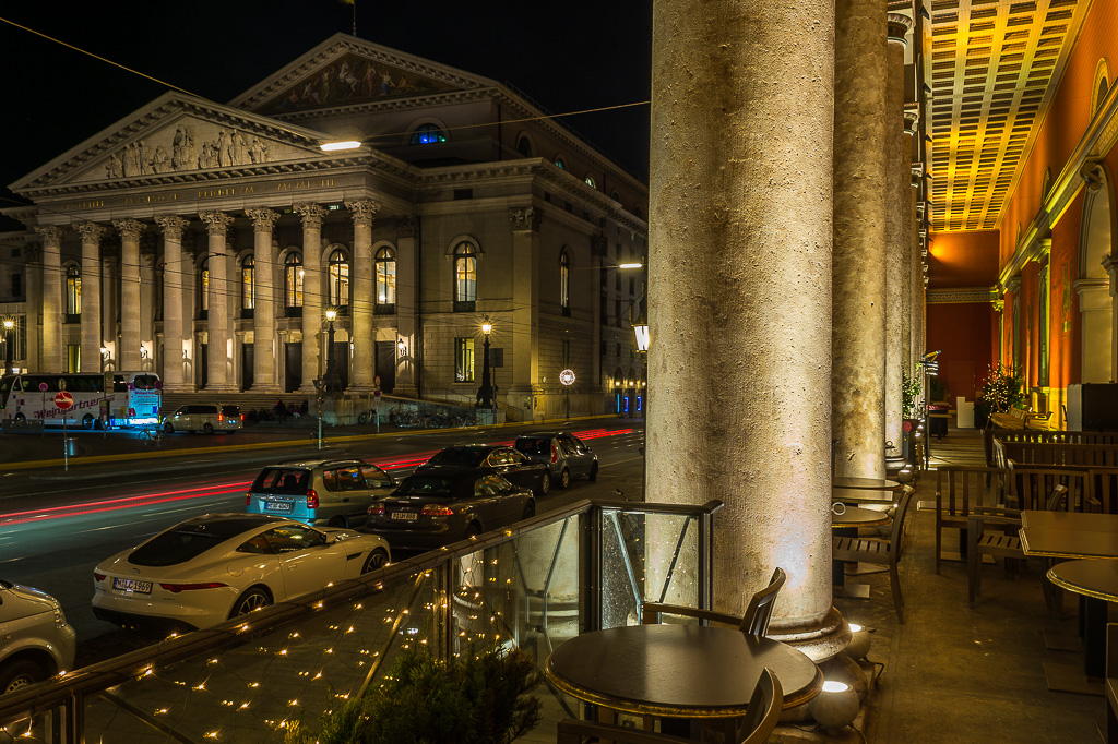 Café am der Oper