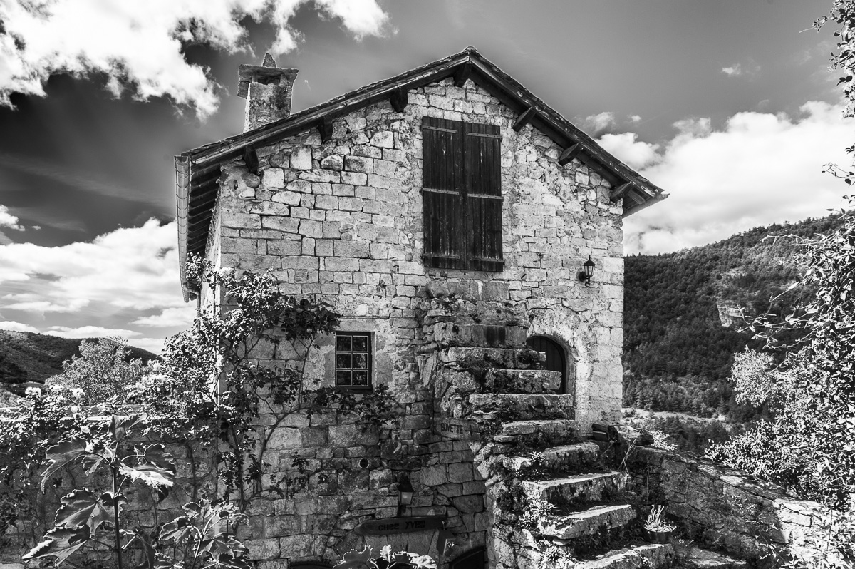 Cantobre Haus mit Treppe