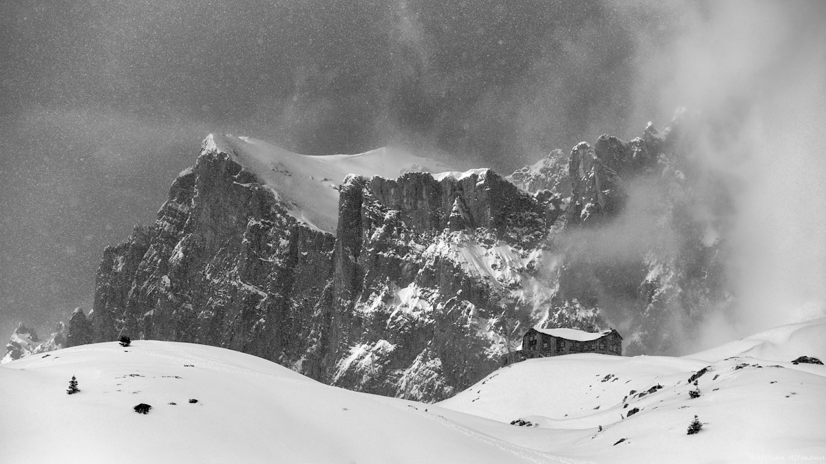 CarschinaHütte-Apr 10 2022-7510_1200px.jpg