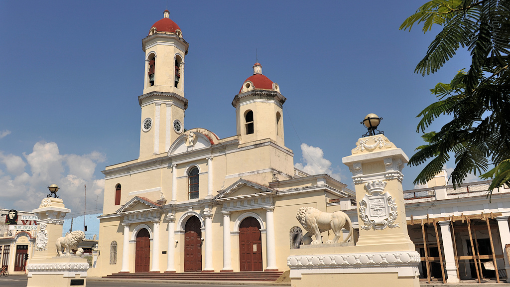 Catedral de la Purísma Concepción
in Cienfuegos
6829
