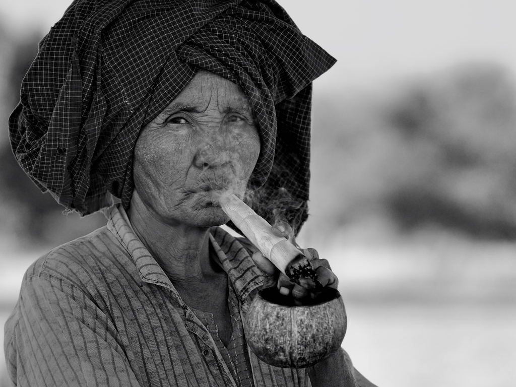 Cheroot-Rauchering
