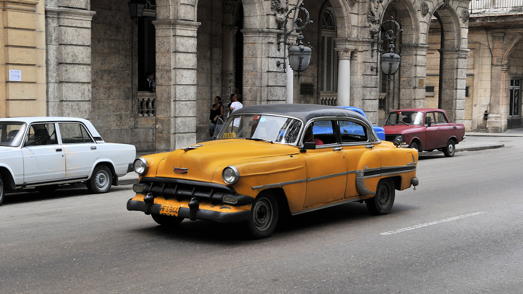 Chevy in Havanna
 1501