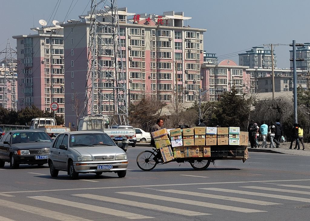 China Street 7
Mühselig ernährt sich das ...
