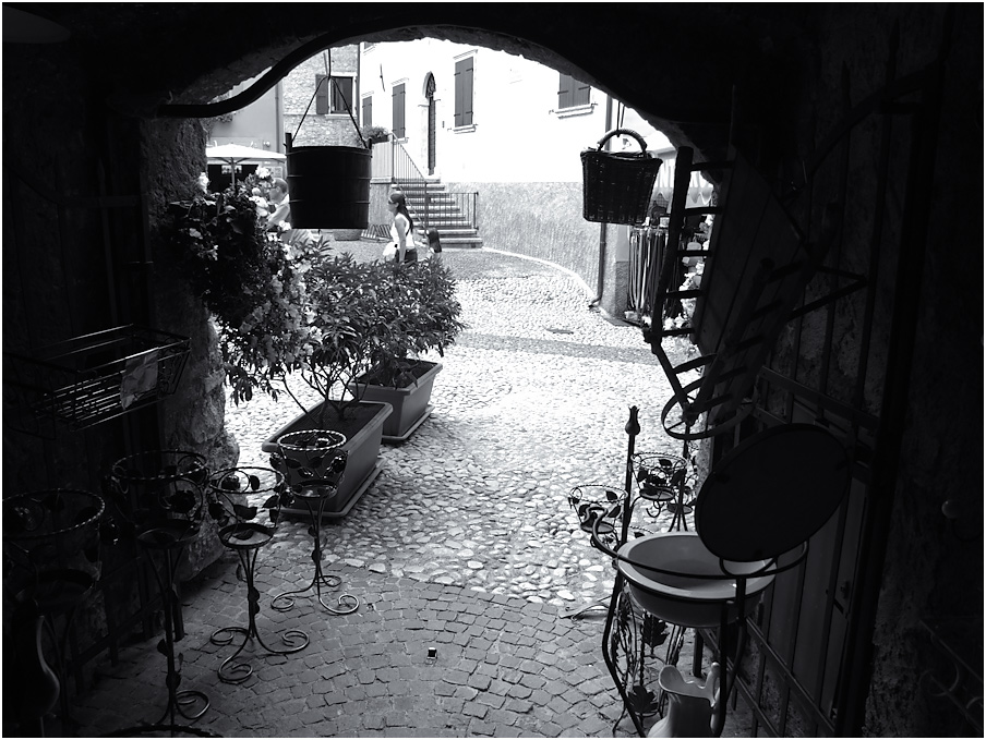 Cianfrusaglia

Fuji Finepix S9600 @ 6.2mm [4:3]