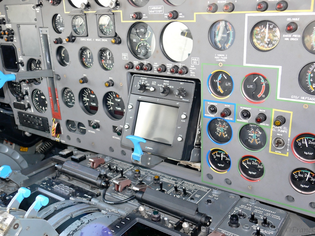Cockpit C160   4