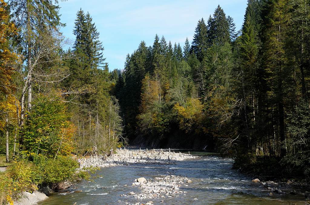 comp DSC 1346 bearbeitet

Steinmänner im Tal der Breitach, kurz vor Riezlern