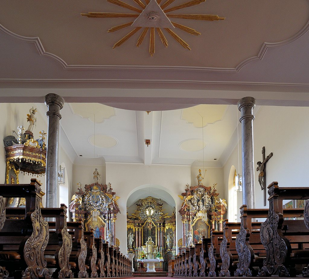 comp DSC 1471 bearbeitet ShiftN

Katholische Pfarrkirche St. Laurentius in Nordheim am Main