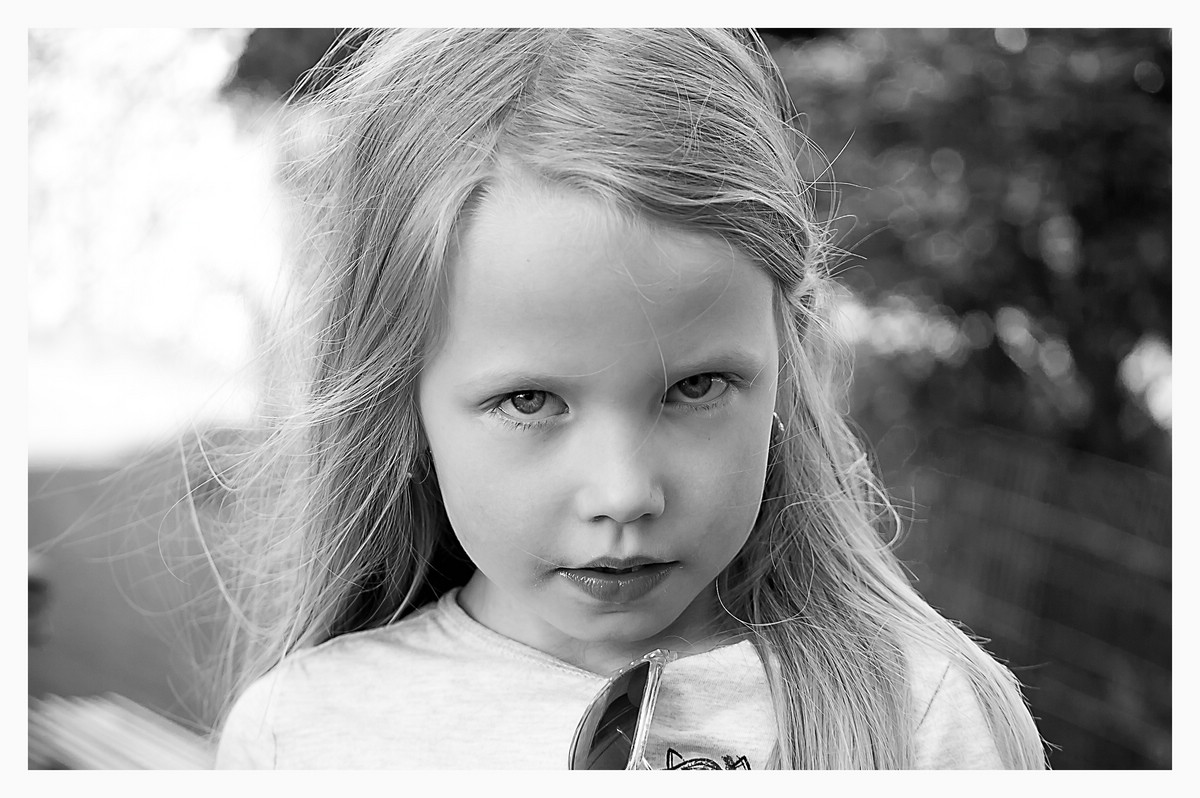 comp DSC 6989