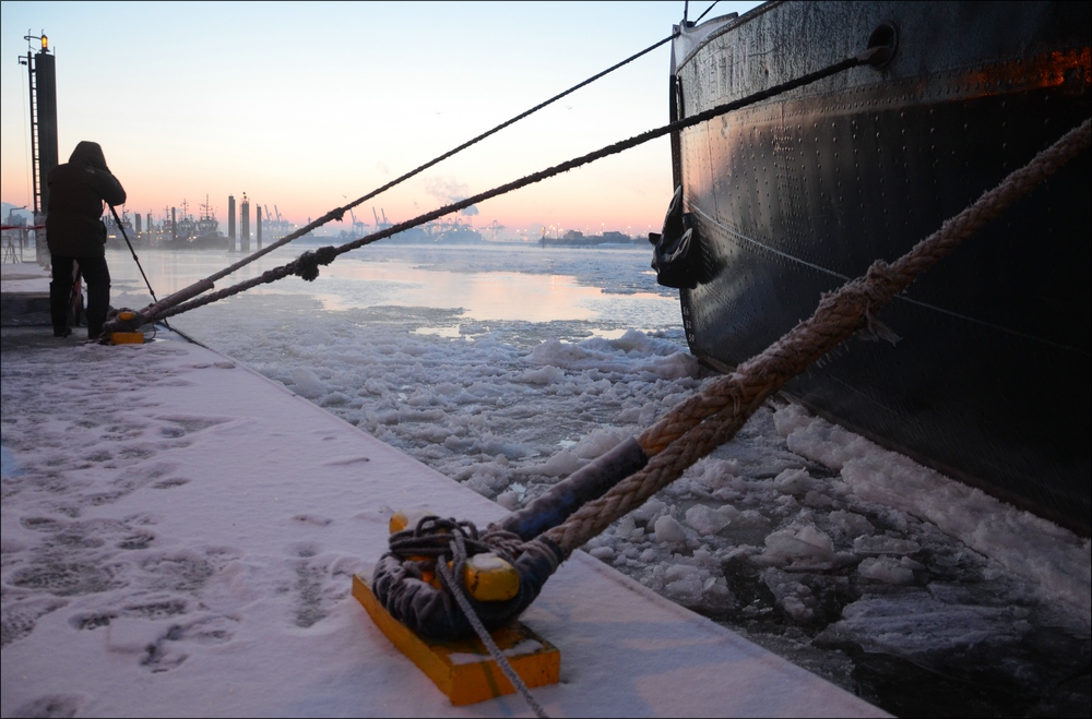 comp Elbe unter Eis 003b