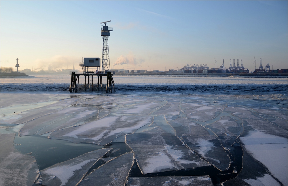comp Elbe unter Eis 136b