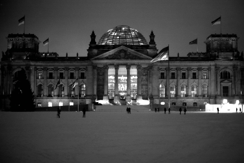 comp img978 bearbeitet

Reichstagsgebäude

Nikon F3 und Nikkor 50 f1.4