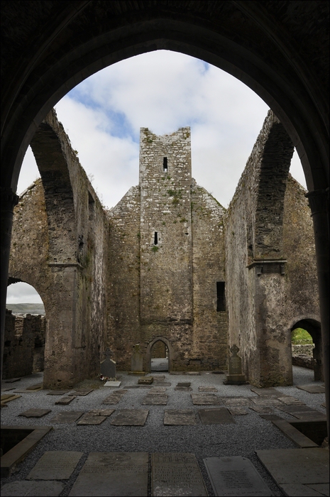 comp Irland1 124b Corcomroe Abbey