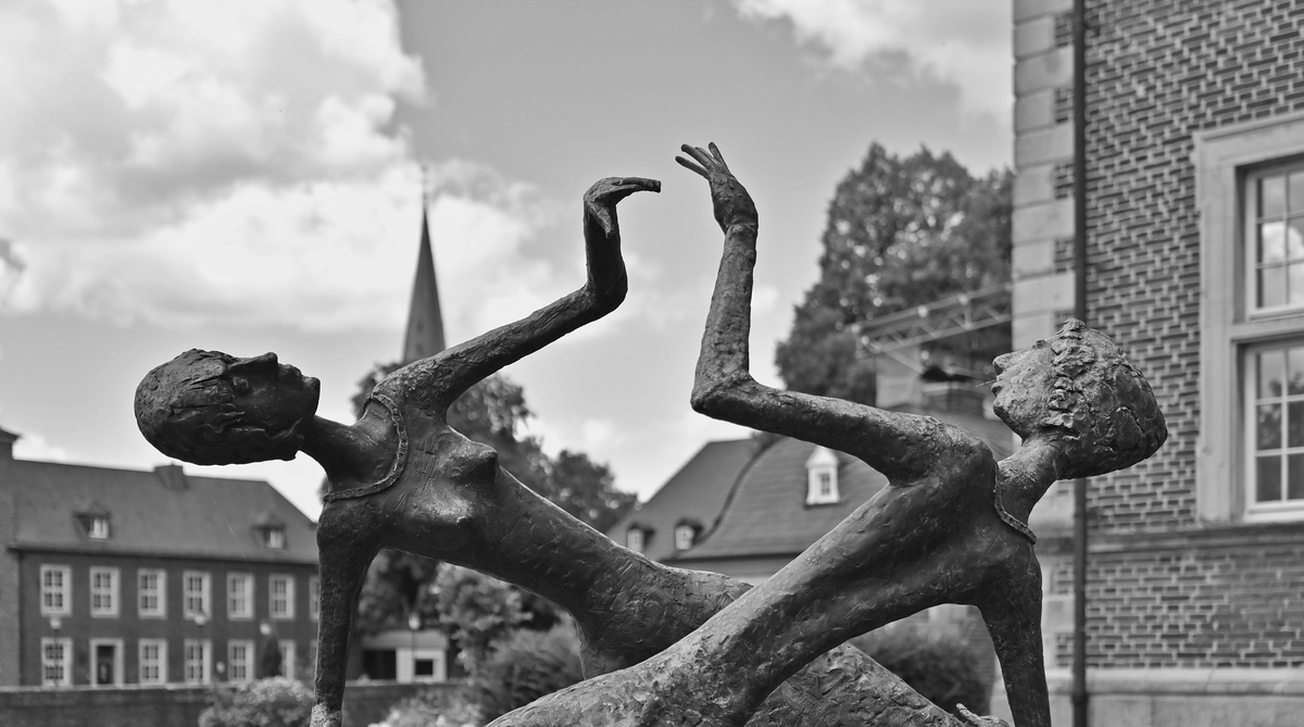 comp_16 (1).jpg