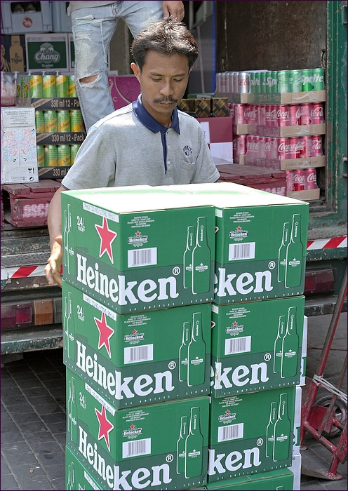 comp_2Heineken.jpg