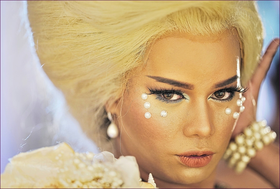 comp_2Portrait-Lumi.jpg