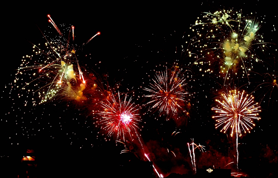 comp_firework30.11-2..jpg