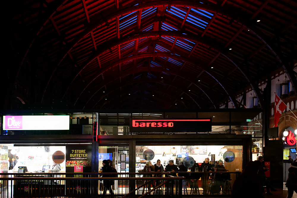 Copenhagen Central Station 2.jpg