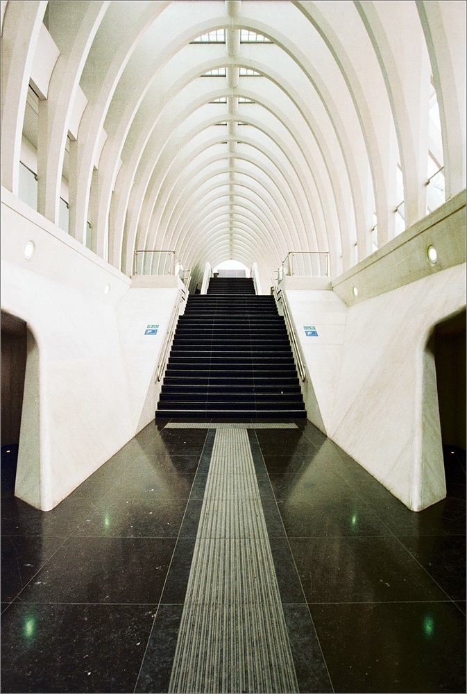 cR 002A