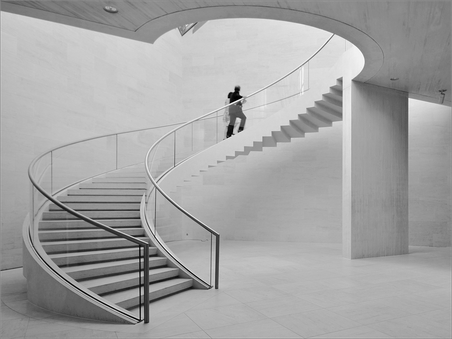 cR Mudam 2497