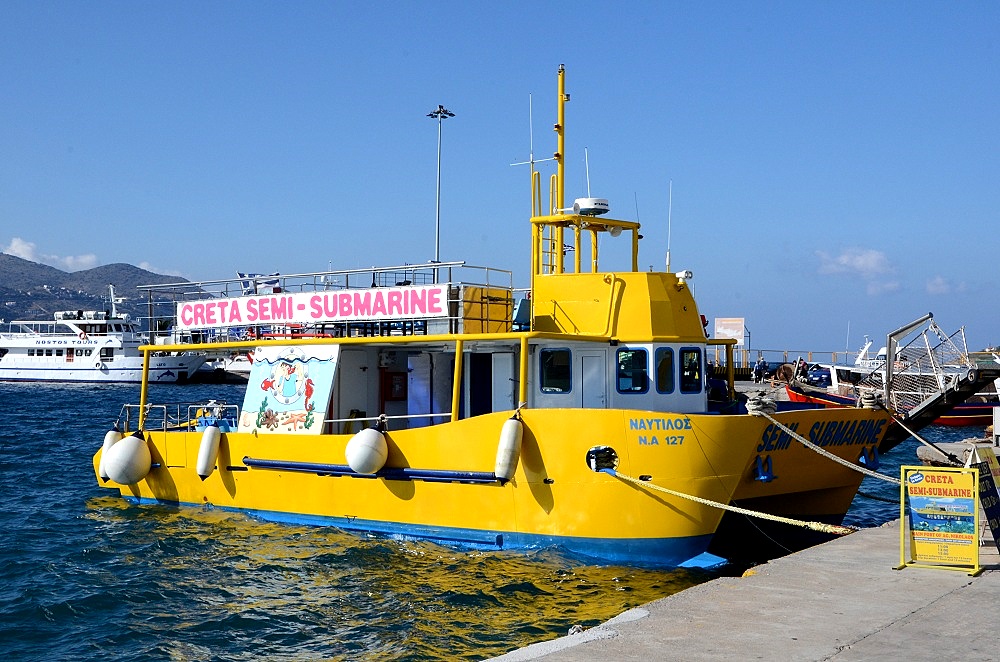 Creta Submarine