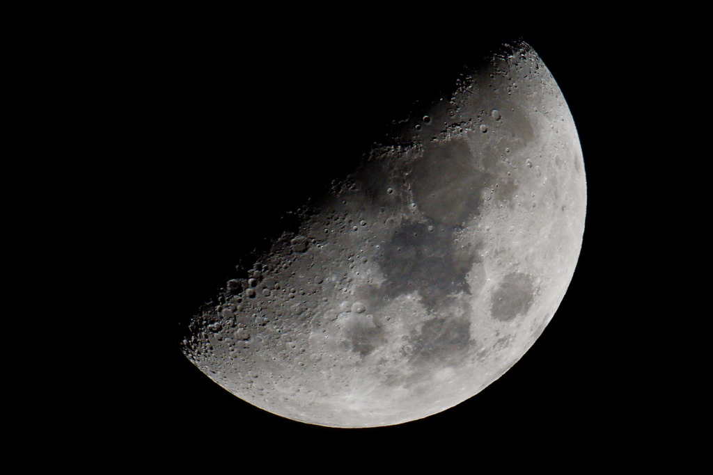 Crop Mond original