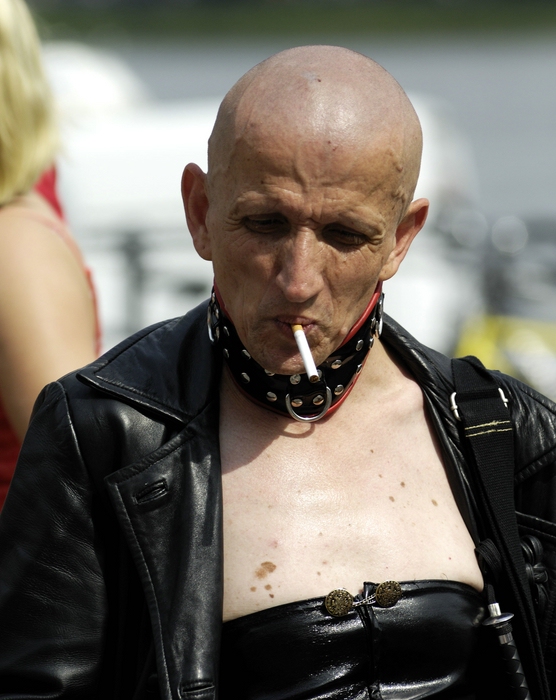 CSD2009 203