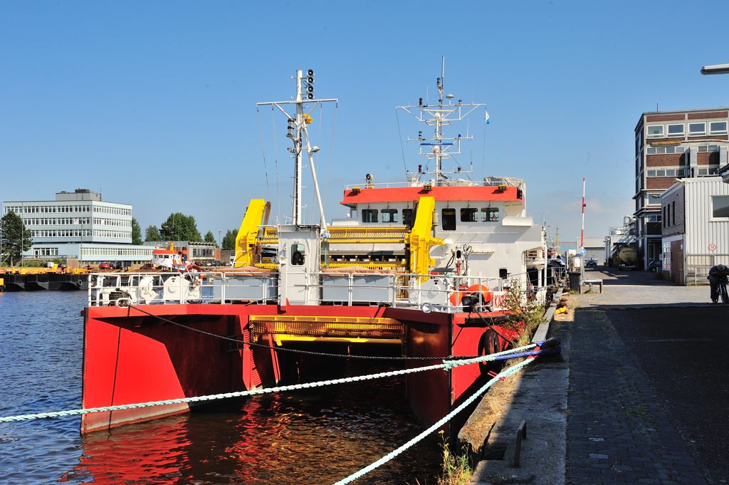 Cuxhaven - Öl- und Schadstoffbekämpfungsschiff "Knechtsand" (7000164x)
