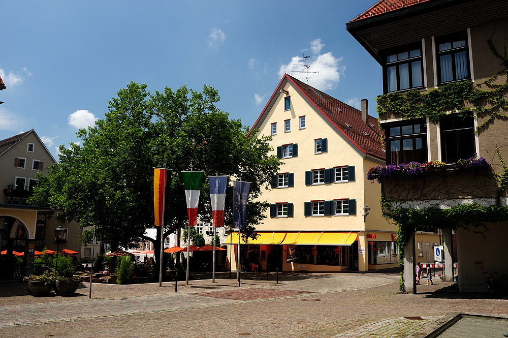D03 1627