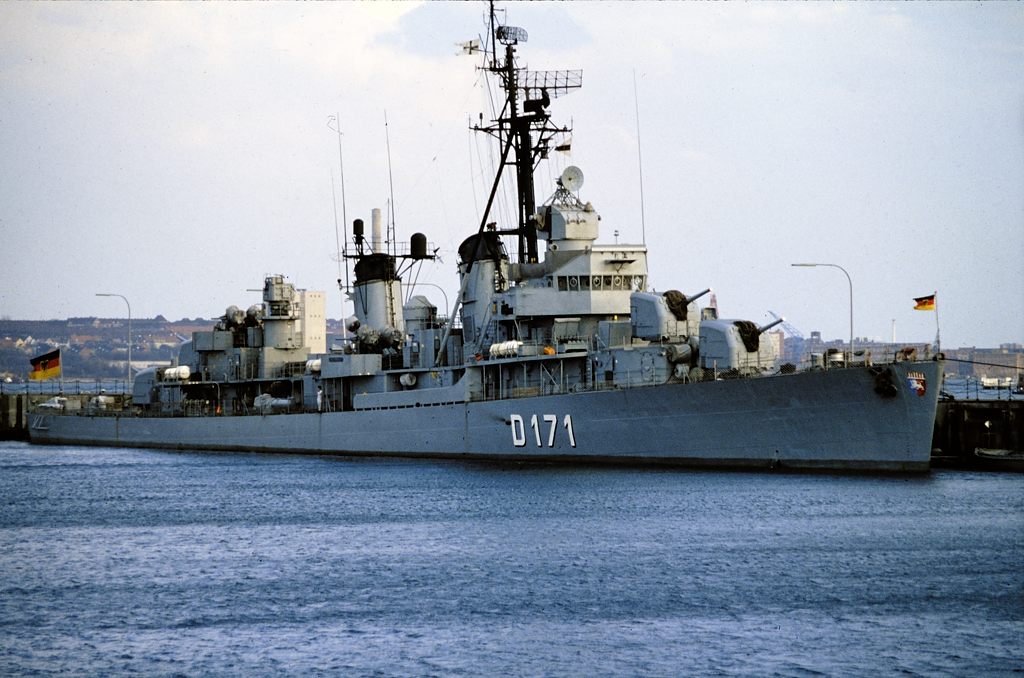 D171 Zerstörer 2 / Fletcher Class