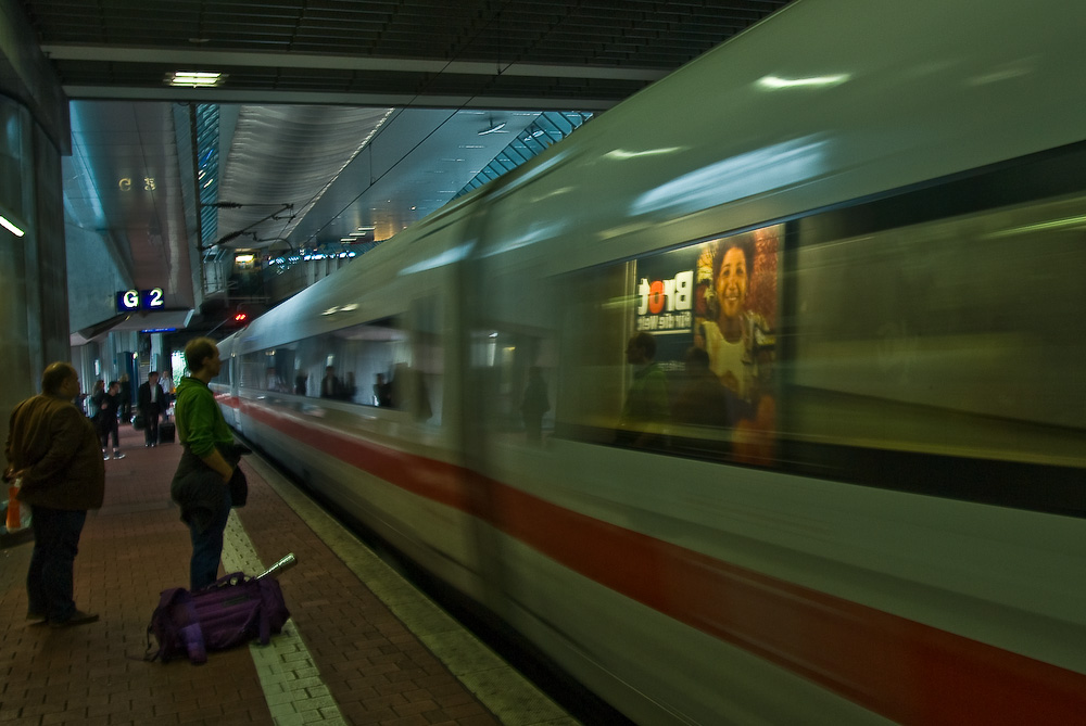 D207561 205