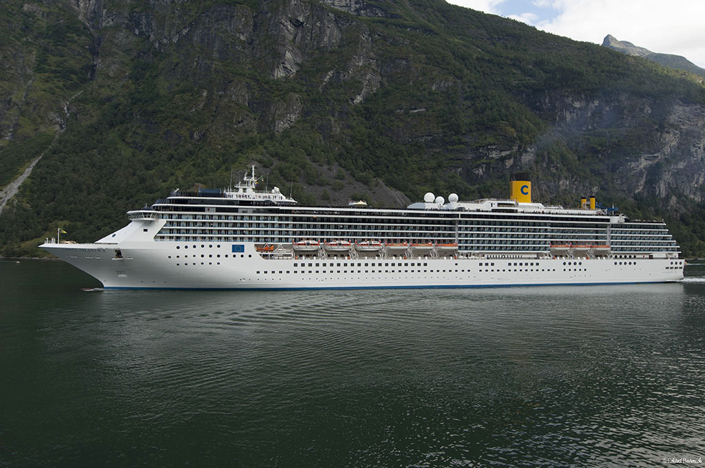 D2X 7054 costa atlantica