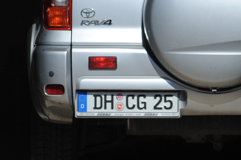 D3 200