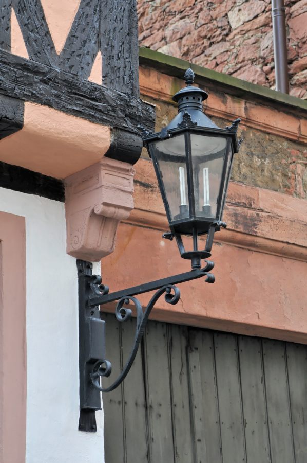 D305707