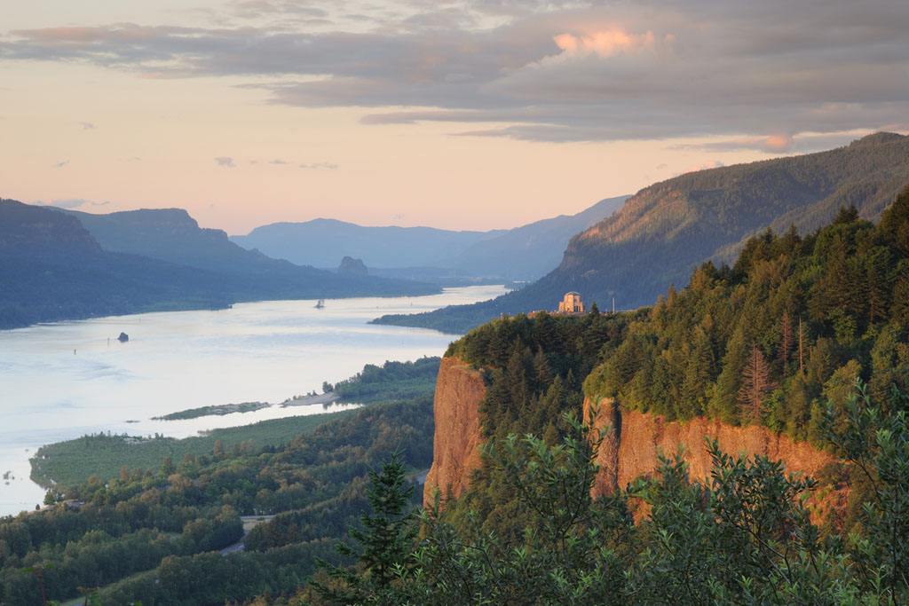 D33 9654 Columbia River Gorge