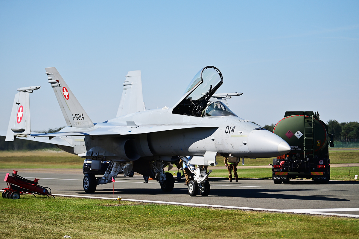 D61_3265.jpg