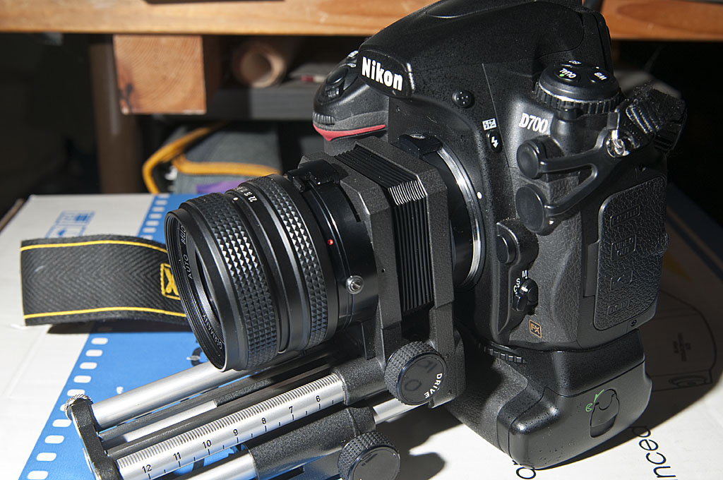D700 mit Balgen und 105er Objektivkopf
