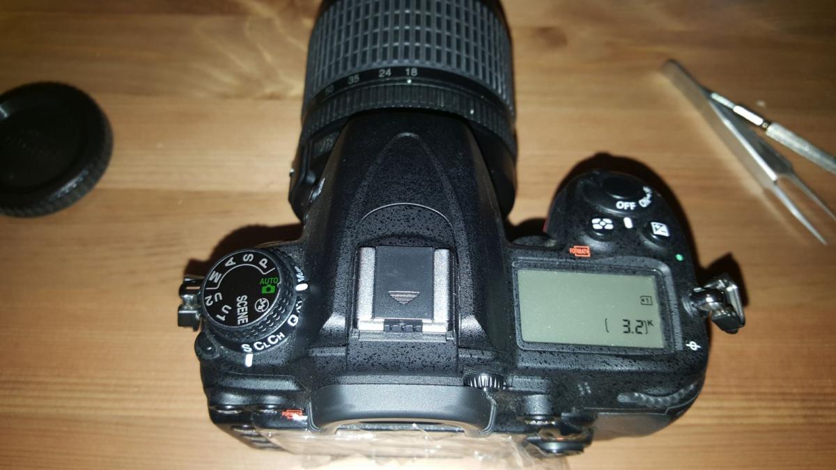 D7000