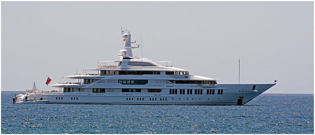 D71 9284 Megayacht
